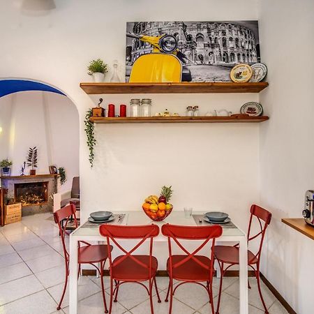 Trastevere - Stylish Good Vibes Apartment ローマ エクステリア 写真