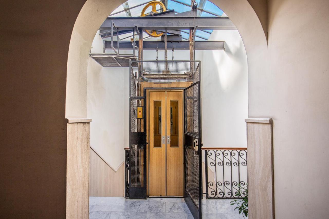 Trastevere - Stylish Good Vibes Apartment ローマ エクステリア 写真